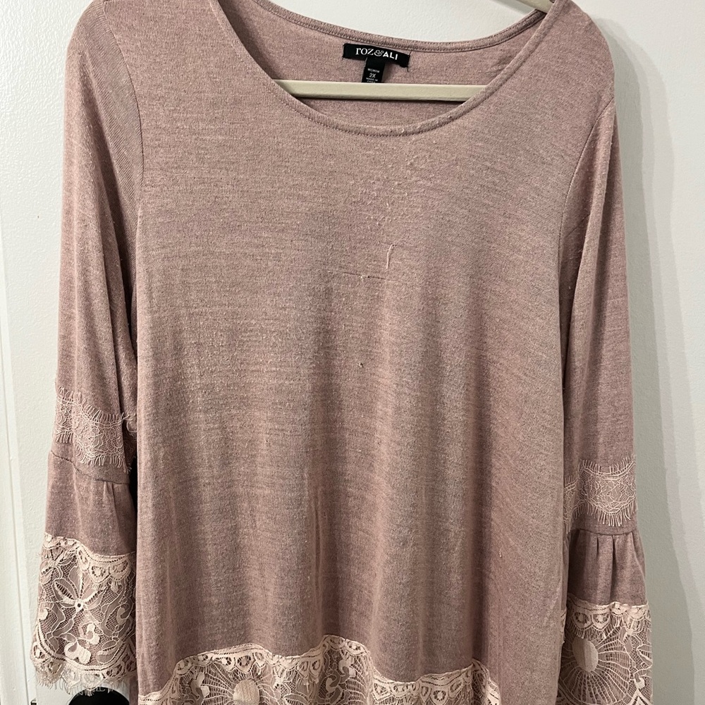Women's Pink Lace Trim Top